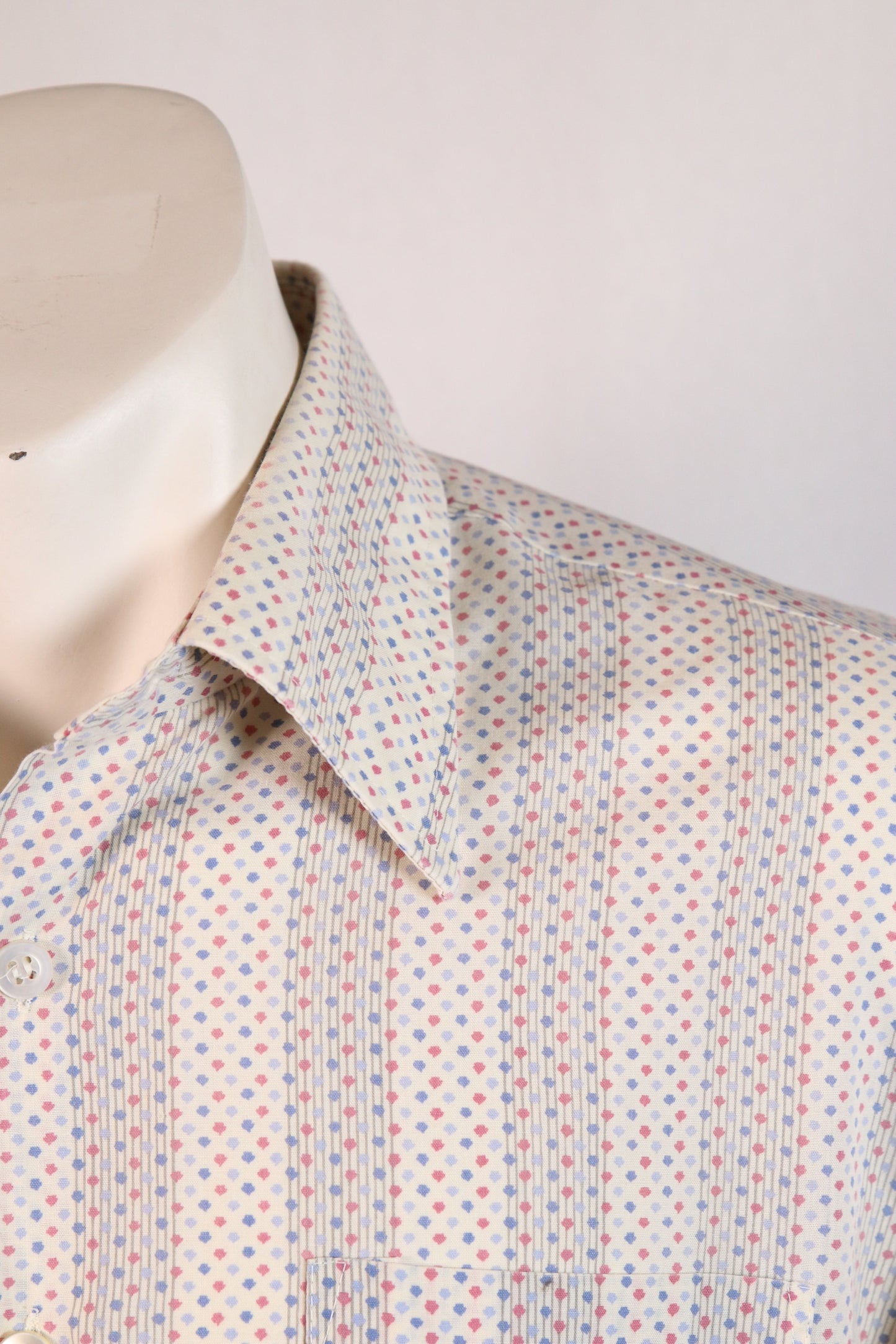 70s patterned shirt