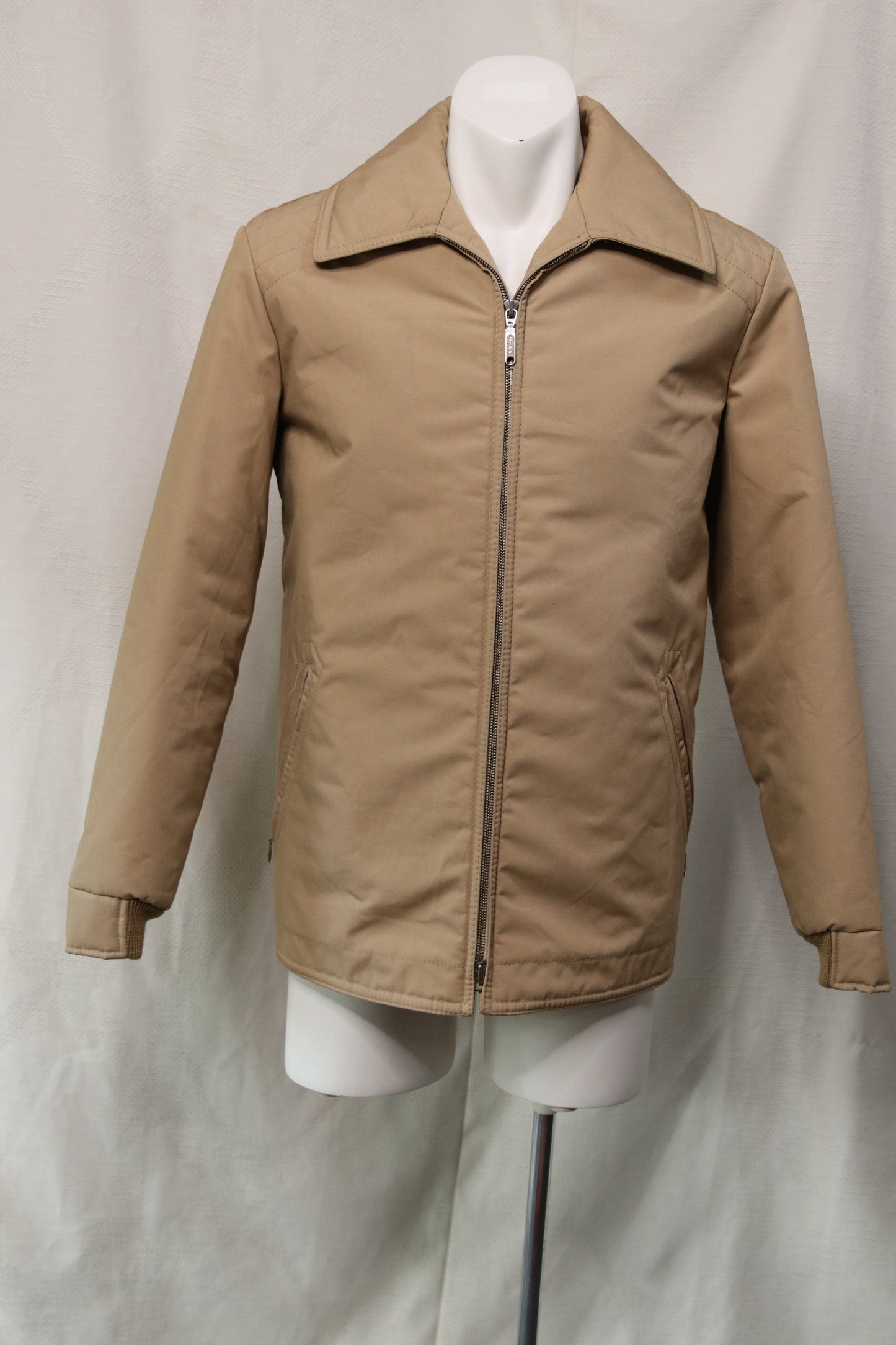 70s beige windbreaker