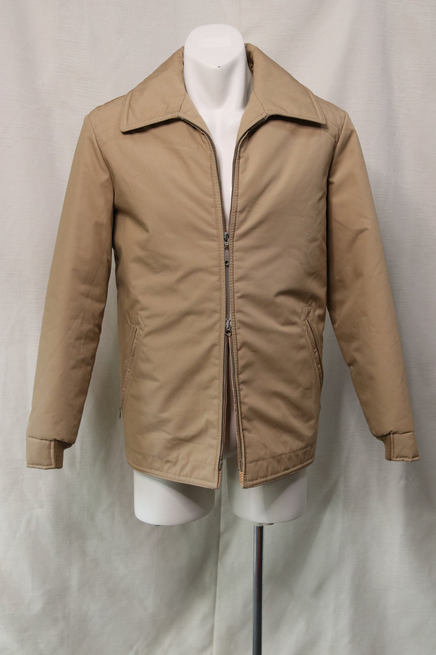 70s beige windbreaker