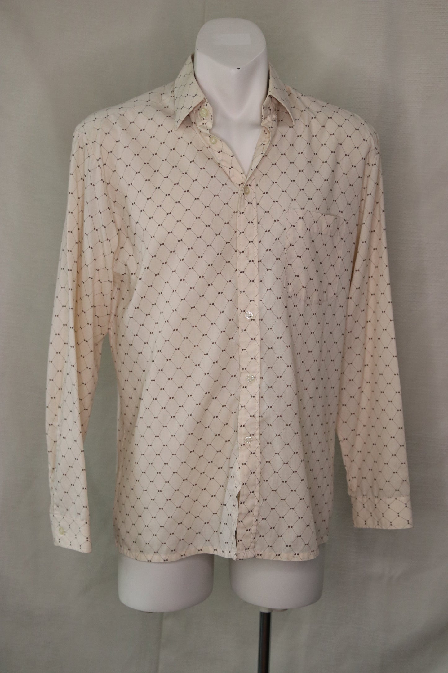70s beige patterned shirt