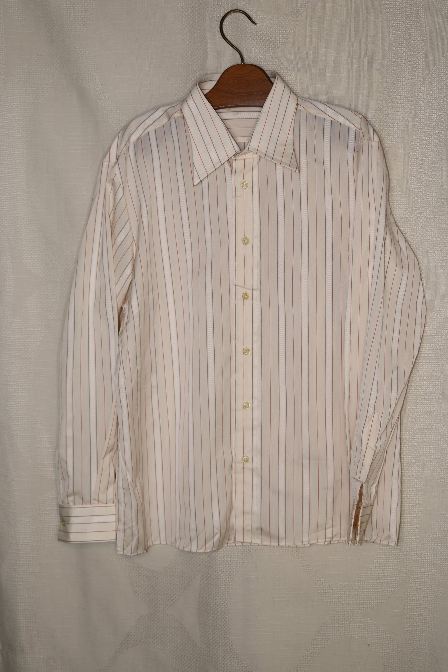 70s White striped dagger collar shirt