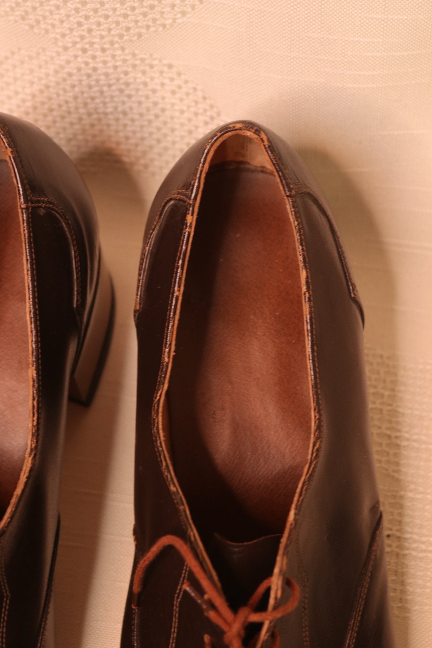 RARE Brown Heeled Men's Shoes