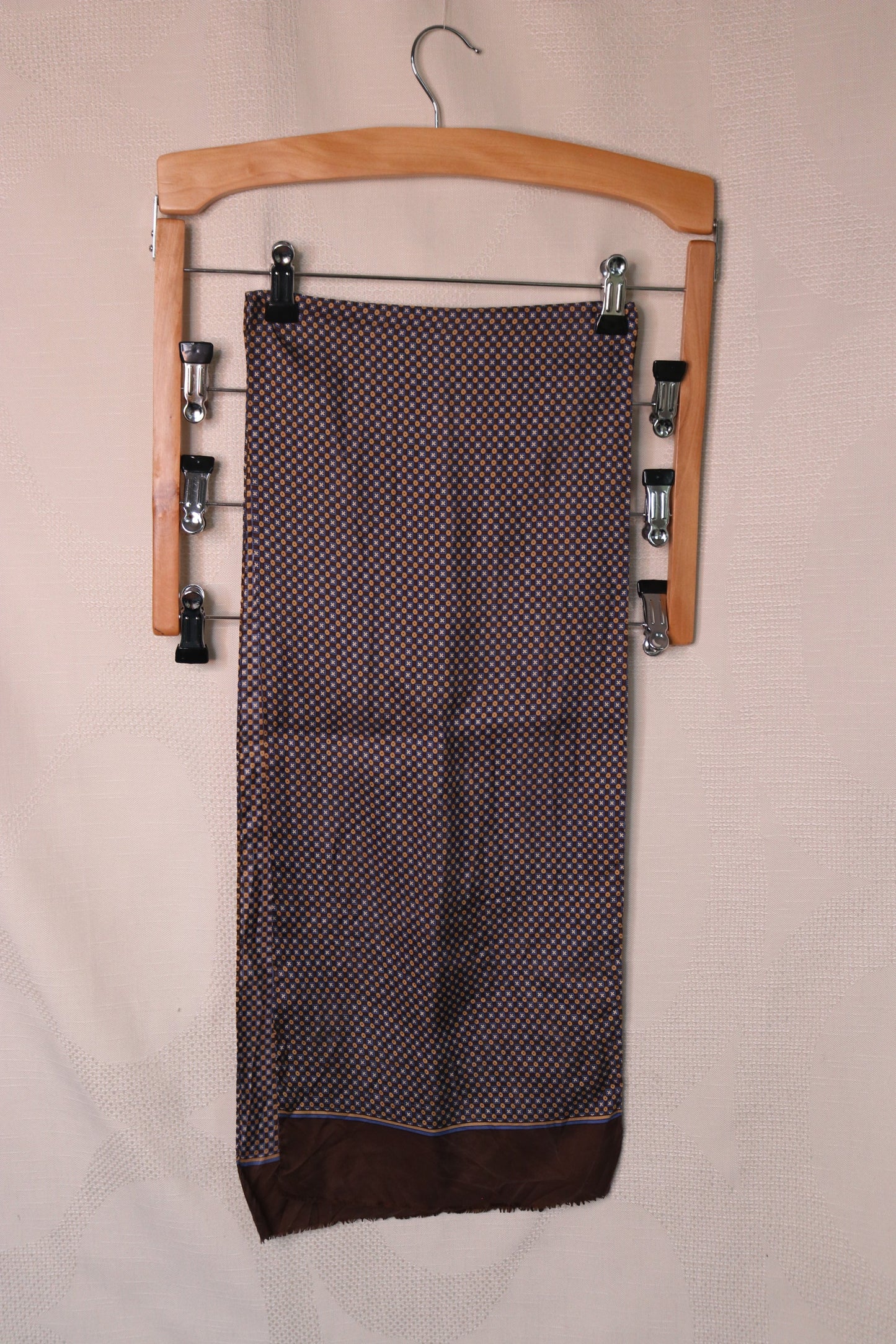 70s brown patterned scarf