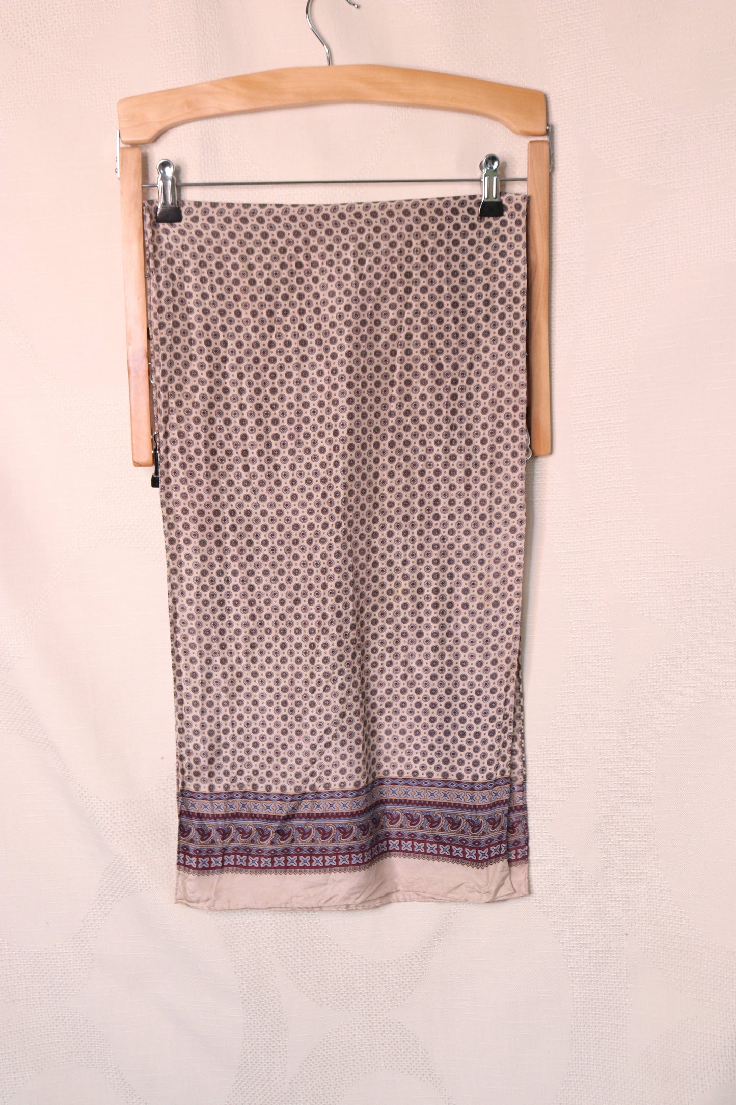 70s patterned scarf