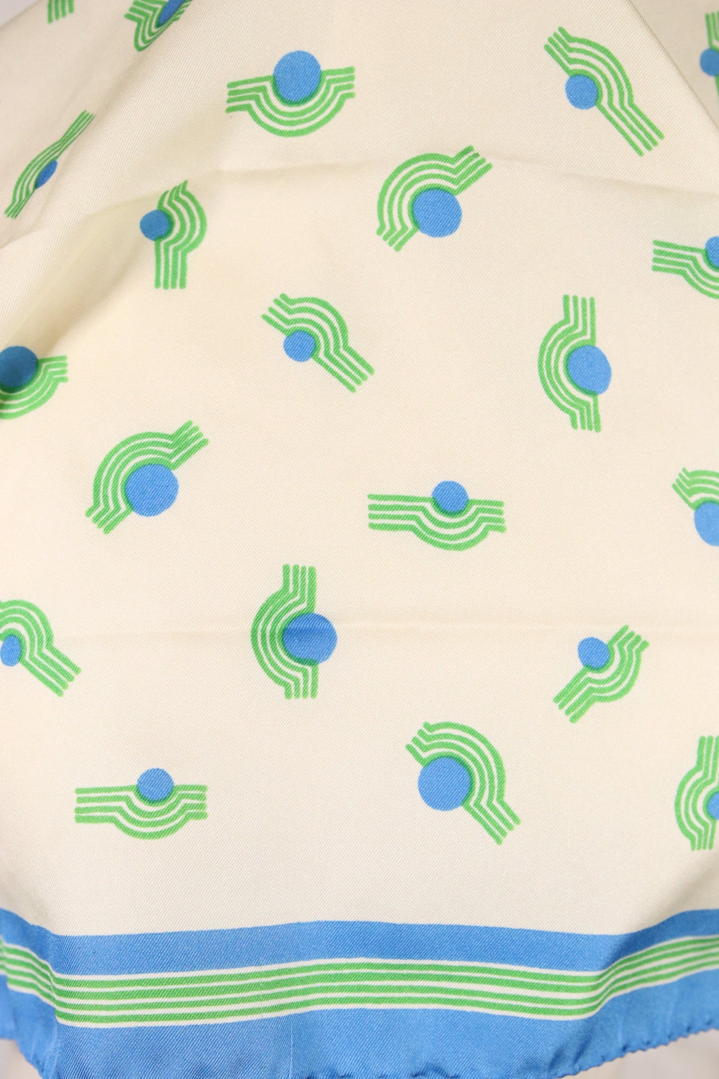 70s green-blue patterned scarf