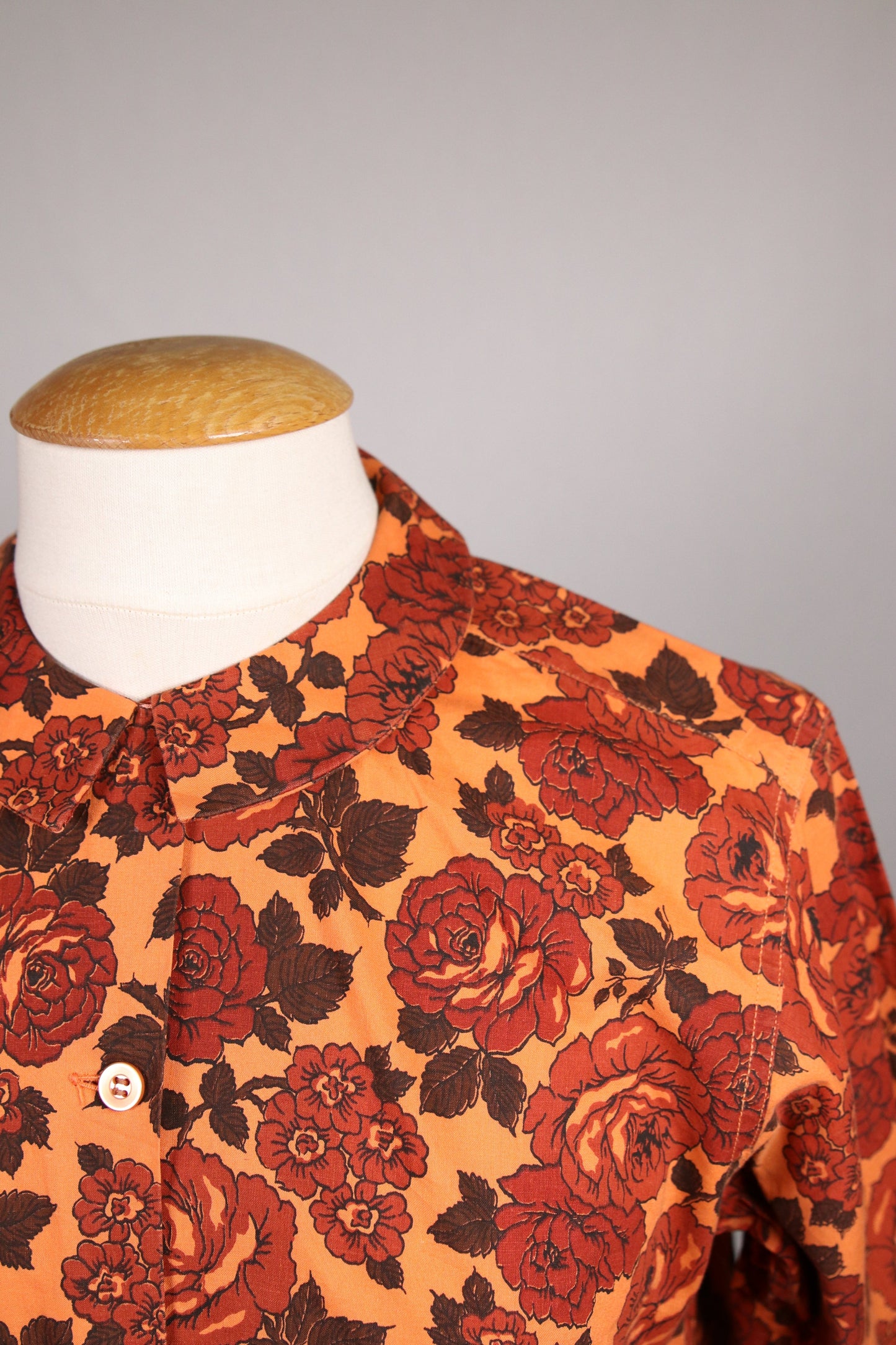 60s floral patterned blouse