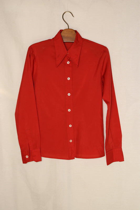 70s Red dagger collar blouse