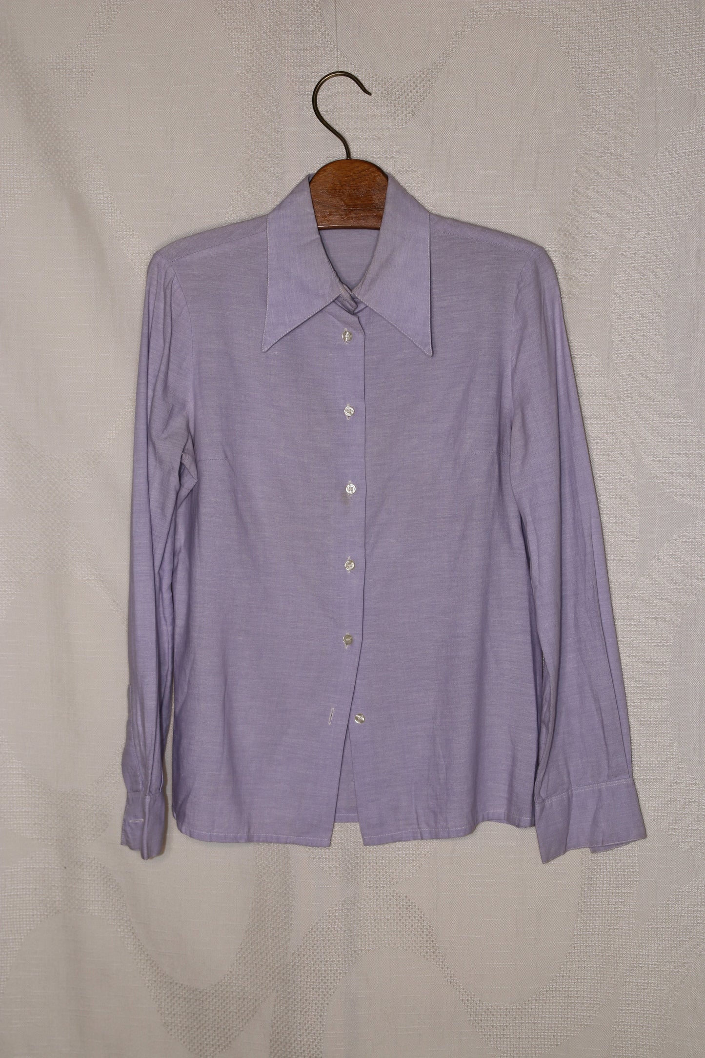 70s Lila dagger collar blouse