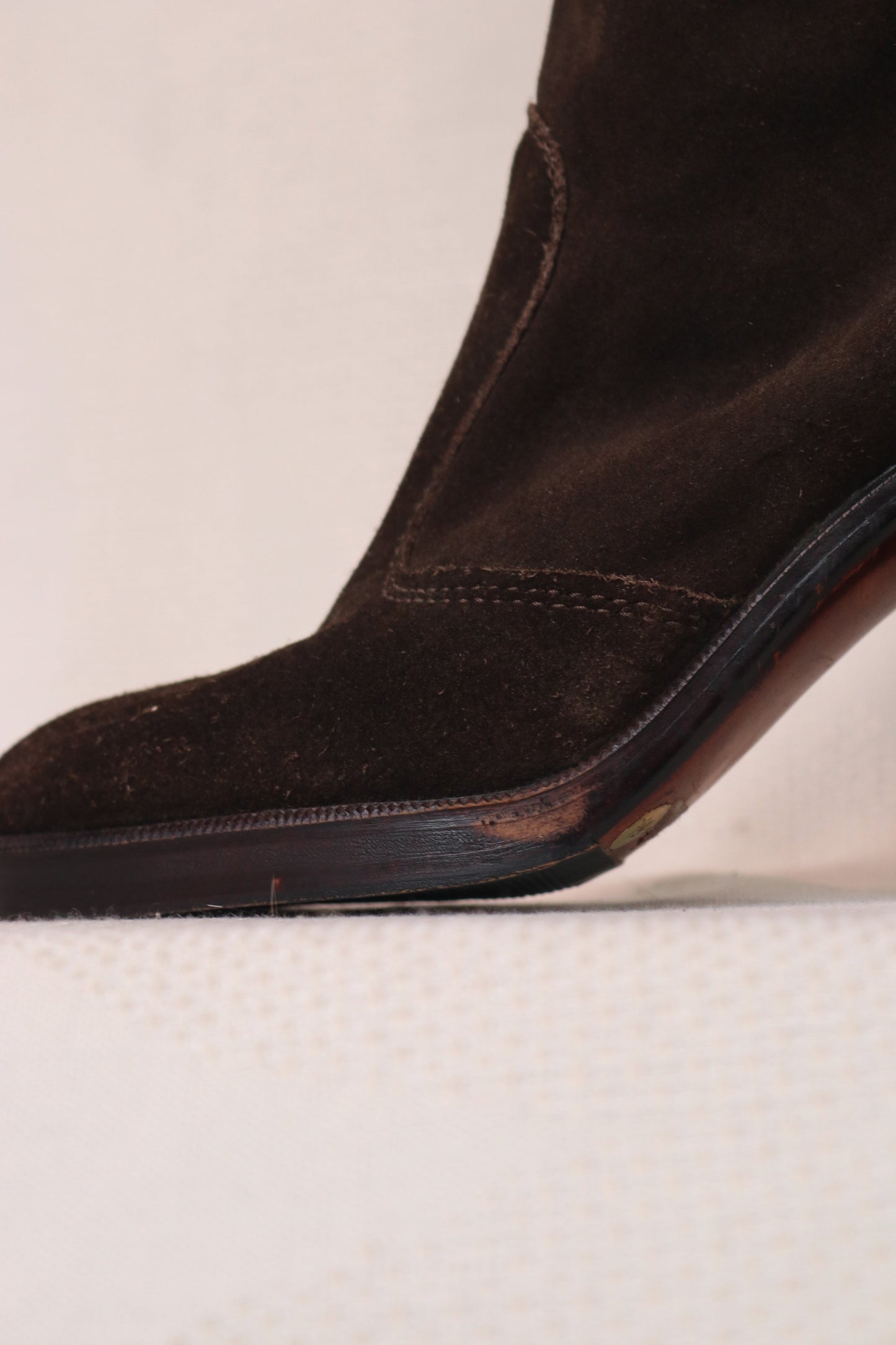 Suede boots