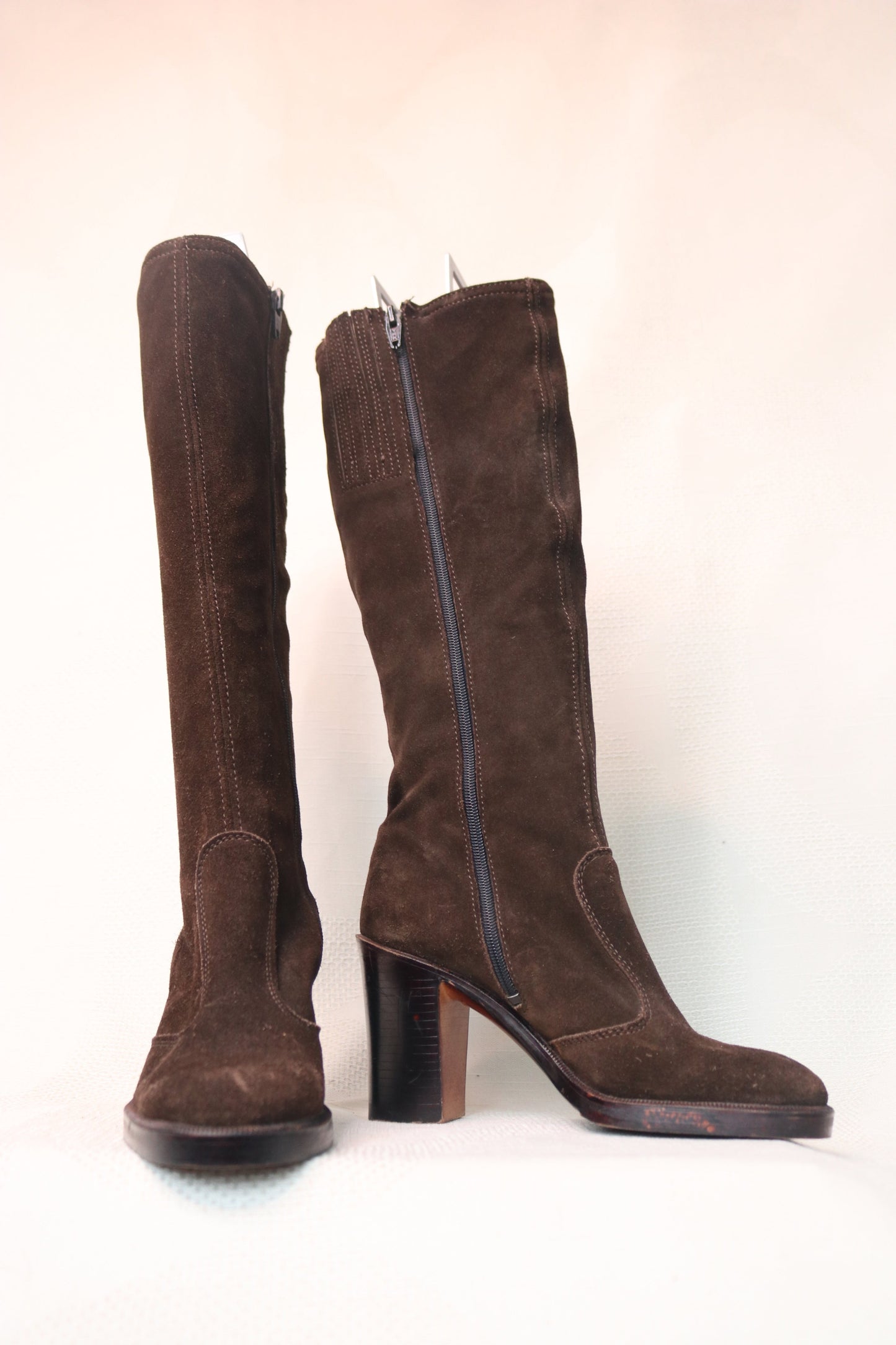 Suede boots