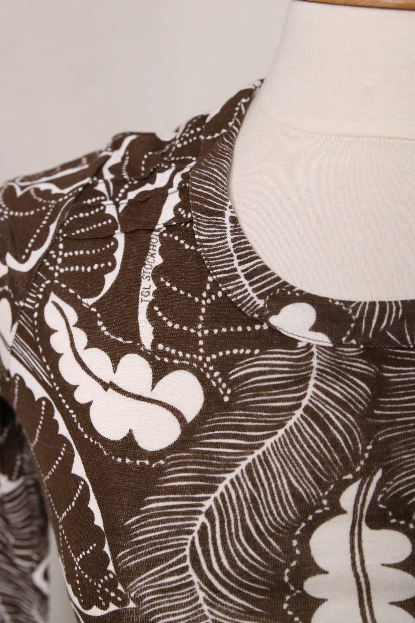 70s floral patterned crop top