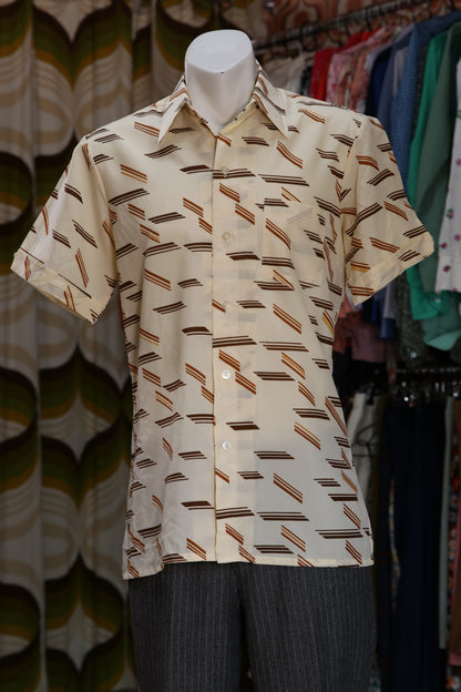 70s Short sleeve earthtone patterned shirt