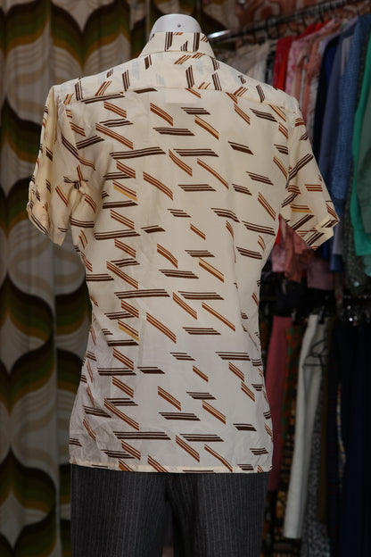 70s Short sleeve earthtone patterned shirt