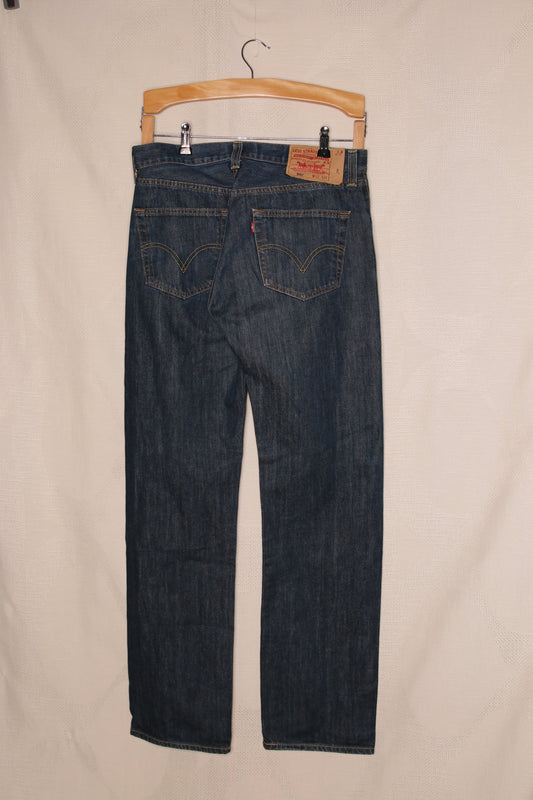 Levi's W32 L34