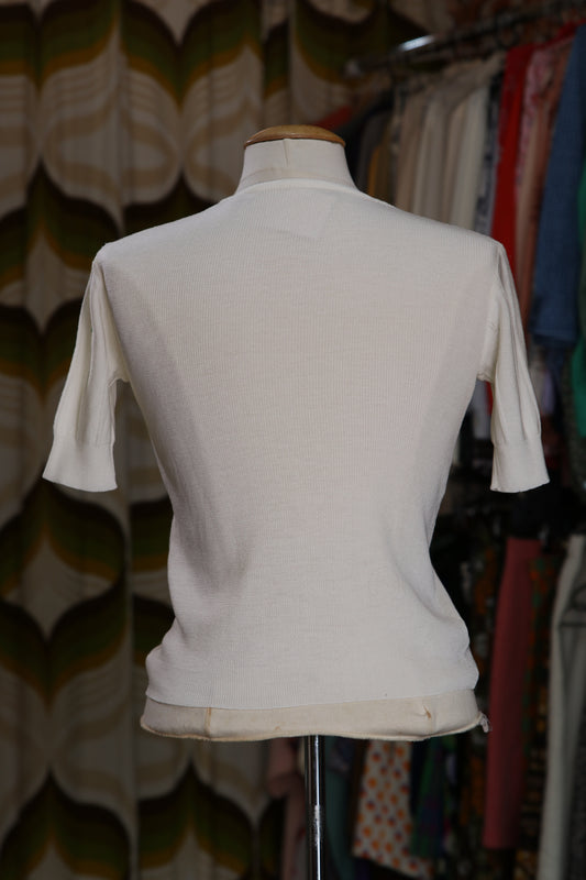 70s knitted short sleeve with embroidered flowers
