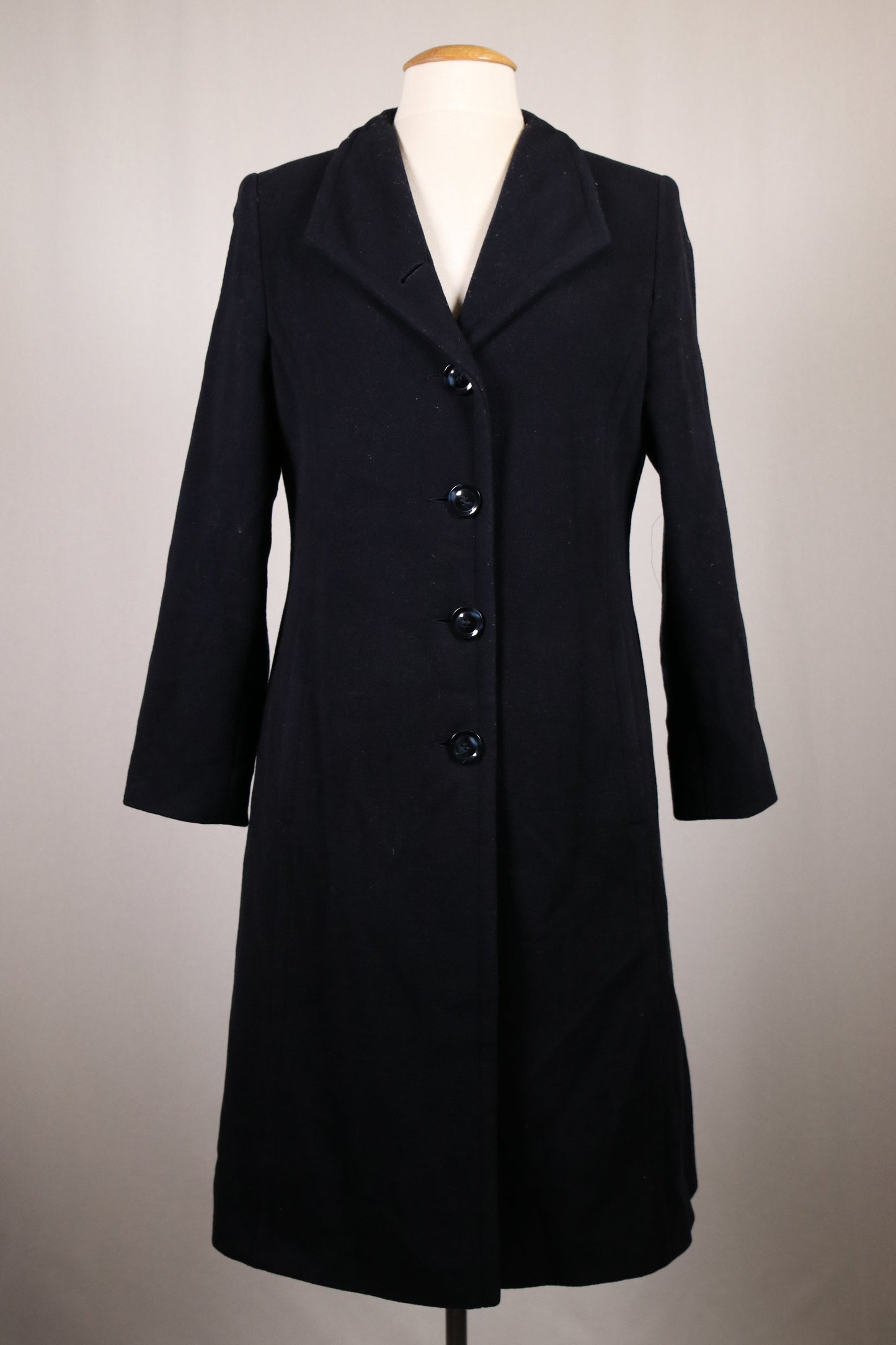 90s wool coat with multifunctional lapels